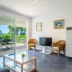 Apartment Garden-level Pool & Sea View