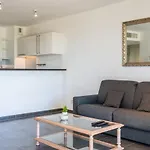 Apartment Garden-level Pool & Sea View