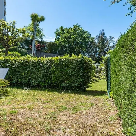 Apartman Garden-level Pool & Sea View Cannes
